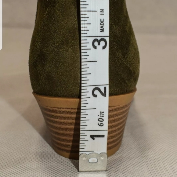 NWB SODA Western Ankle Bootie Chunky Block Heel - Picture 3 of 8